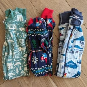 Hanna Andersson Lot of Holiday Baby Zip Sleepers Size 2T (85 cm)